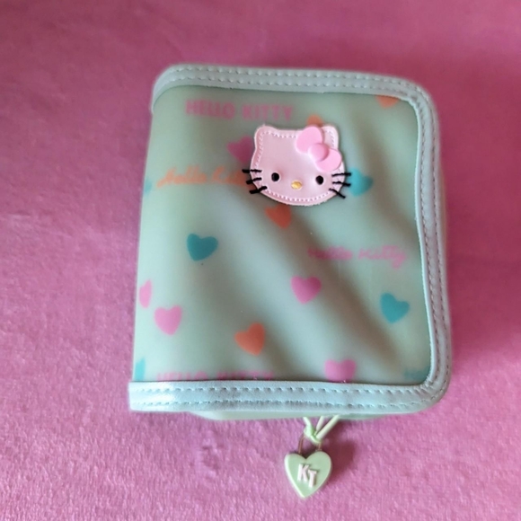 hello kitty wallet 2005 - Picture 3 of 8